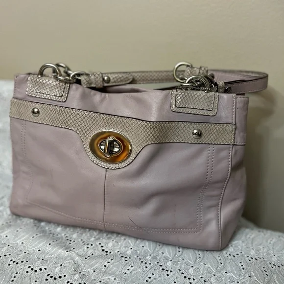 Coach Purple Shoulder Bag with Turnlock Closure - Picture 7 of 8